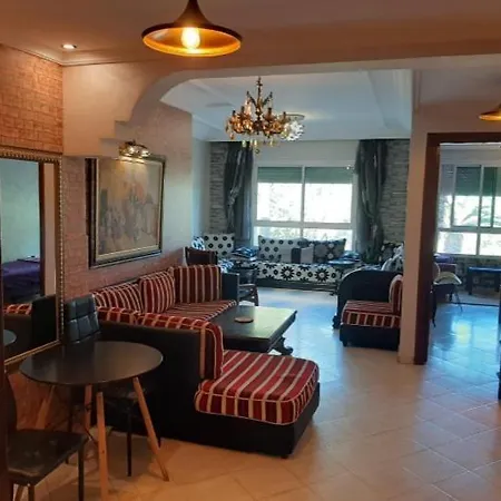 Stay Here, Nice Apartment With Garden View In Center, 1 Min Walk From Beach El Jadida Exterior photo