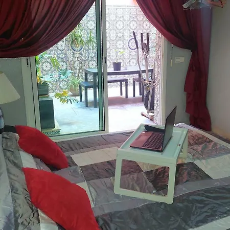 Stay Here, Nice Apartment With Garden View In Center, 1 Min Walk From Beach El Jadida Room photo